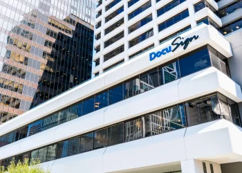 Comerica Bank Boosts Stake in DocuSign, Signaling Confidence in Digital Agreement Growth